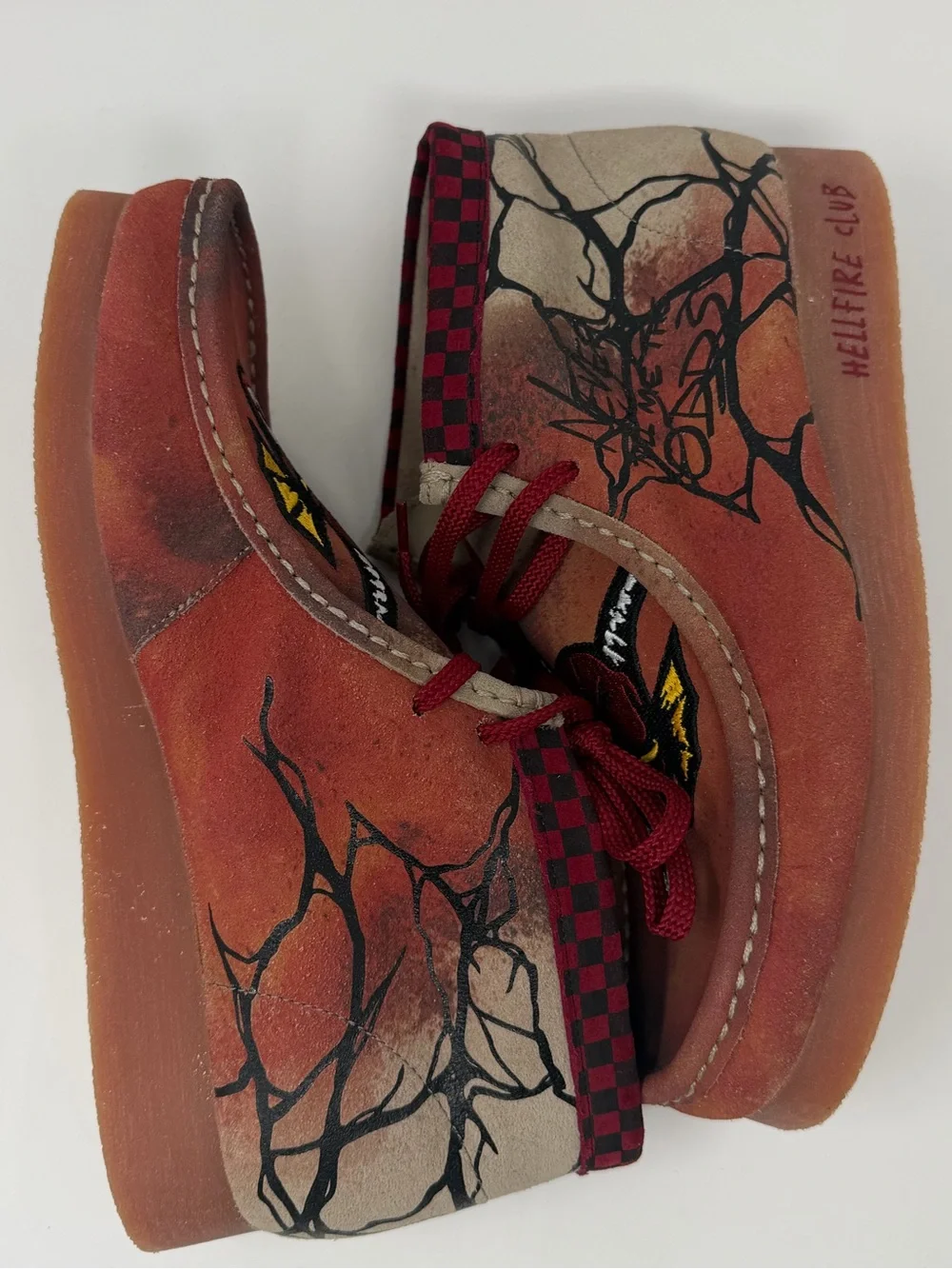 New Men’s Clark’s Red Suede Hellfire Wallabee-Style Shoes Sz. 9.5